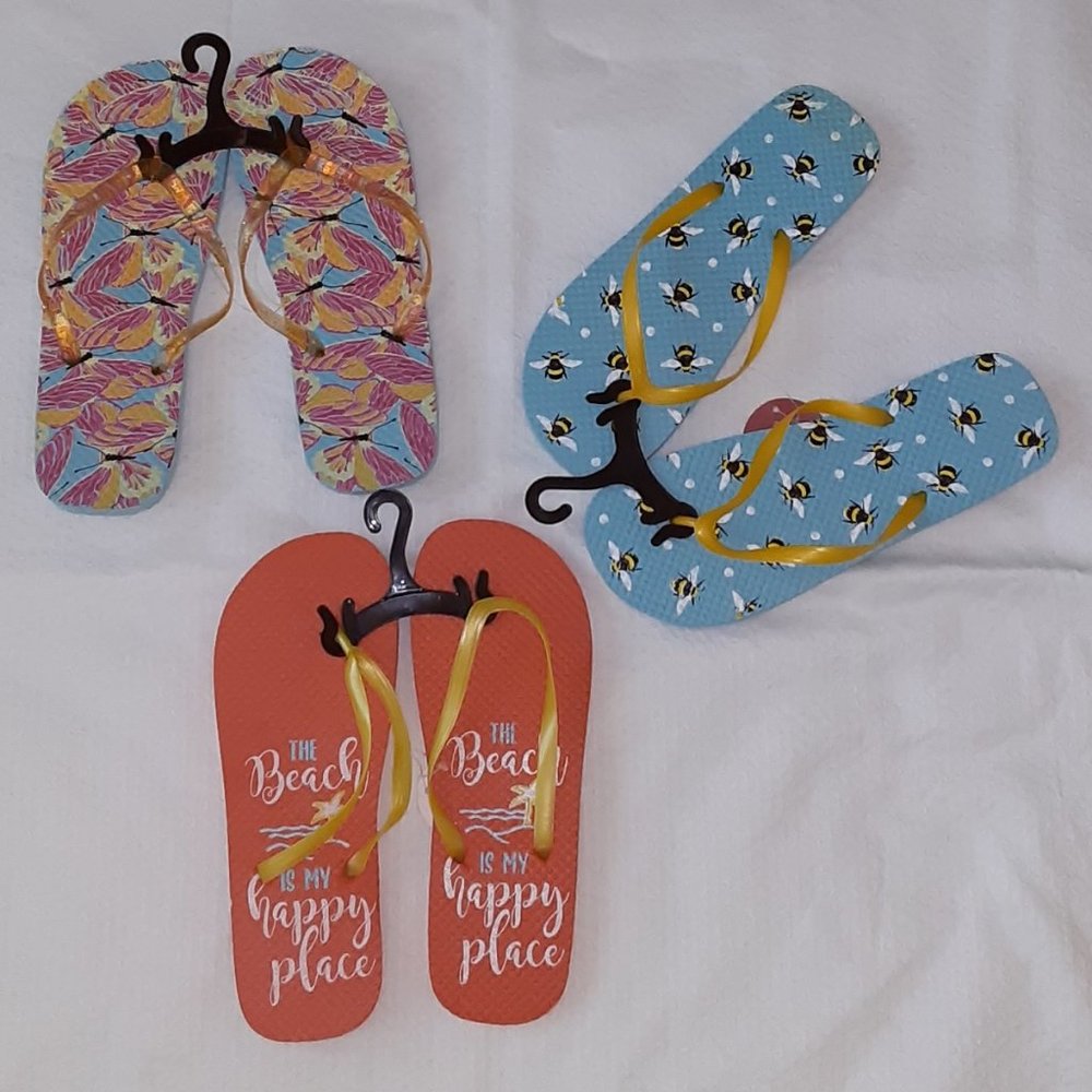 Women's Flip-Flops - Set of 3 - Size Medium Flip Flops